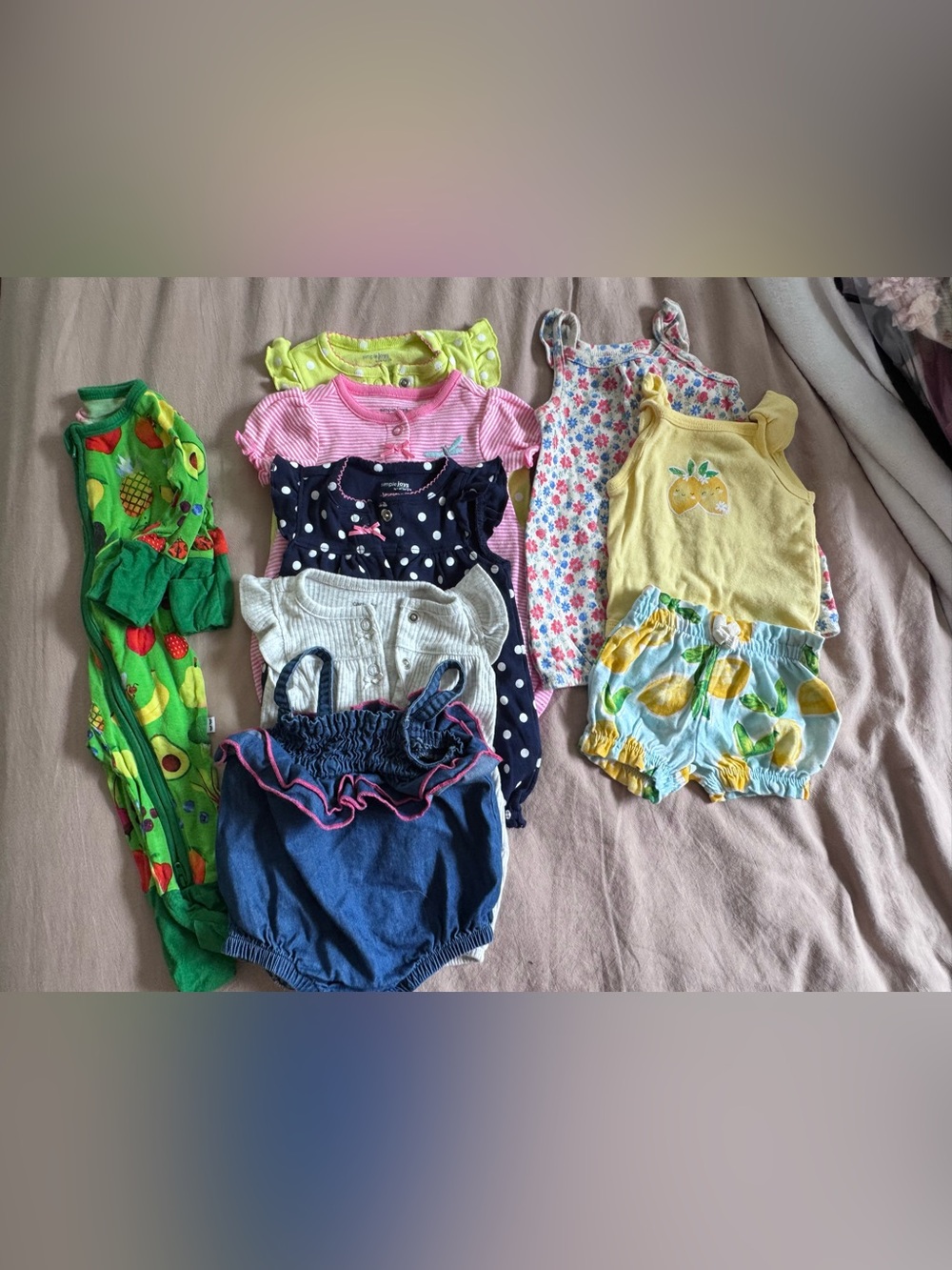 Newborn mixed lot